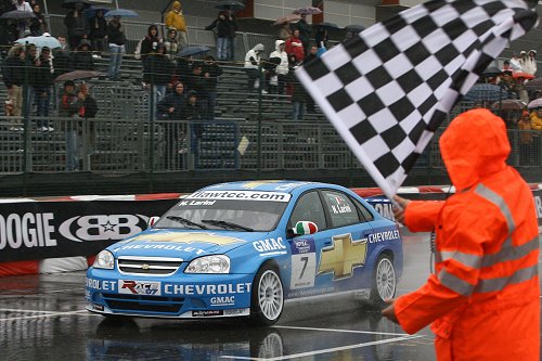 Nicola Larini winnaar Eurotouring tijdens Bologna Motorshow